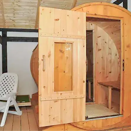 Amazing In With Sauna بيت للعطل *